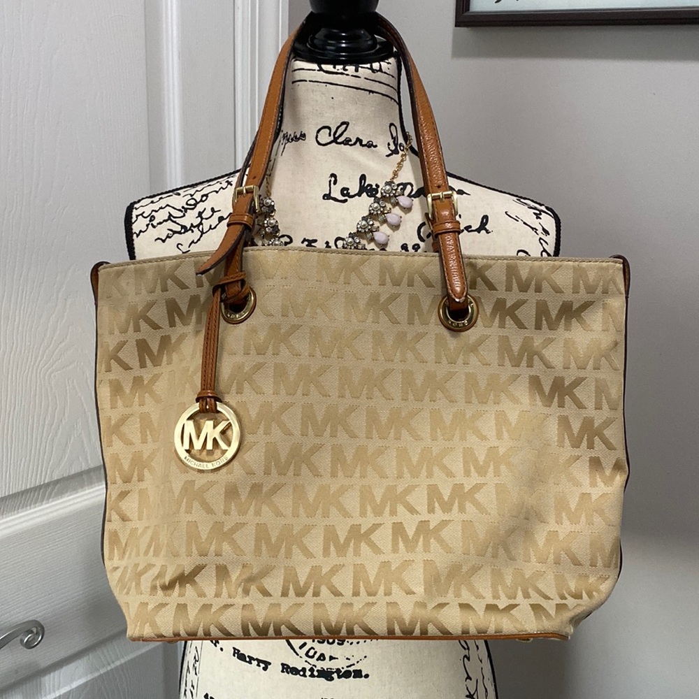 Michael Kors Tote